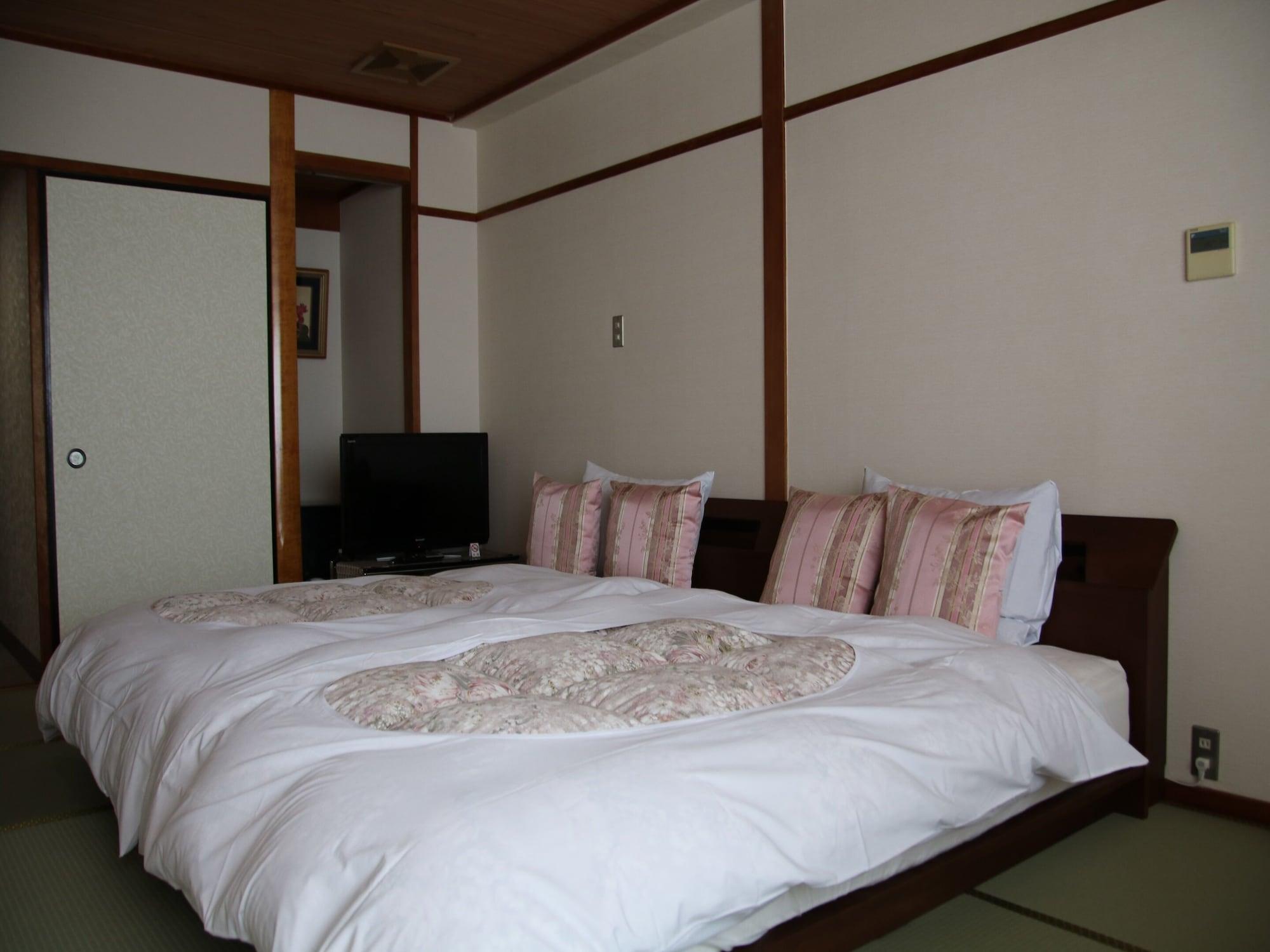 Miyajima Hotel New Kotobuki Hatsukaichi Bagian luar foto