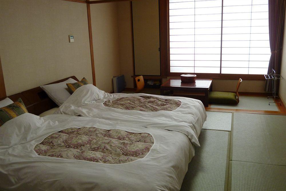 Miyajima Hotel New Kotobuki Hatsukaichi Bagian luar foto