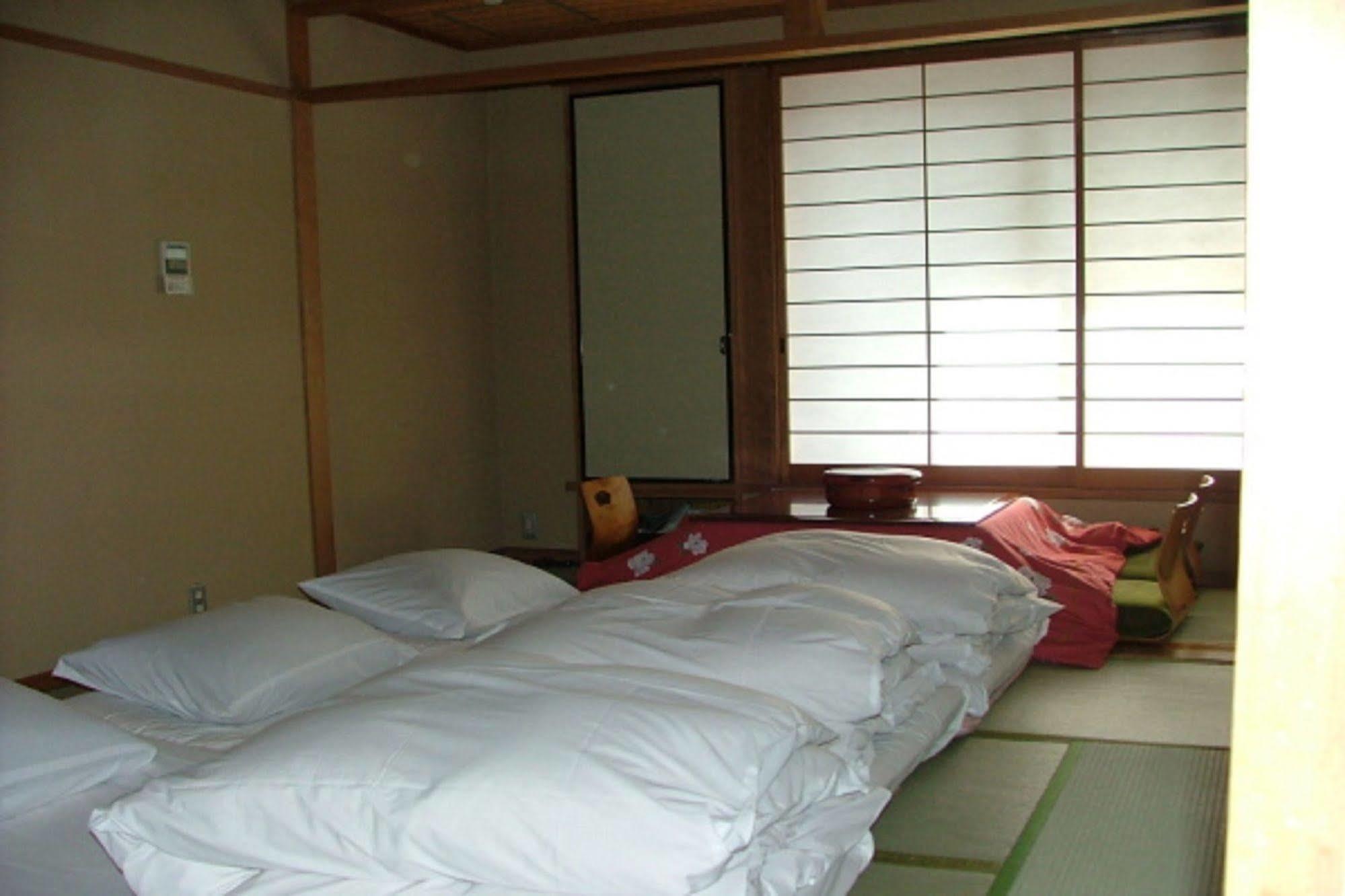 Miyajima Hotel New Kotobuki Hatsukaichi Bagian luar foto